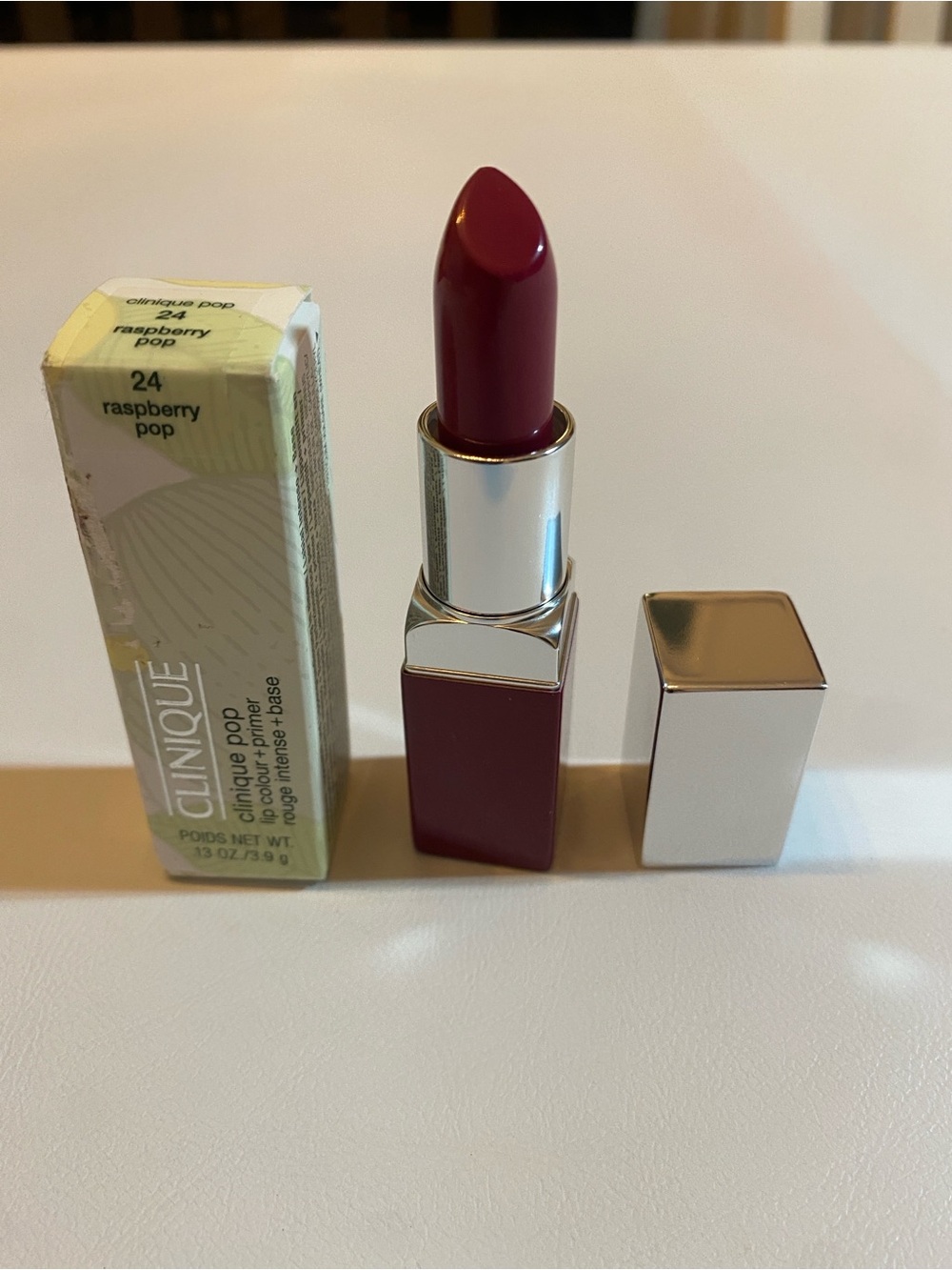 Clinique Hydrating Lipstick in Raspberry Pop